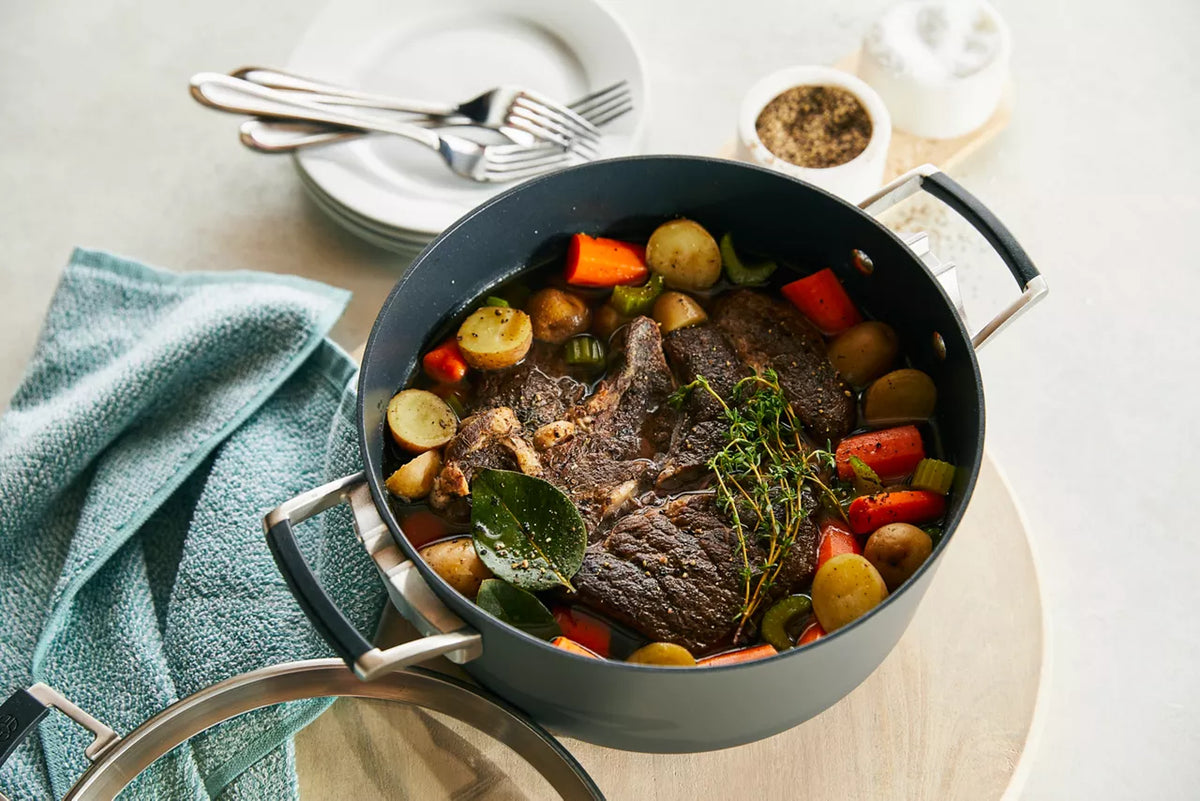 Select by Calphalon® Space-Saving Hard-Anodized Nonstick 9-Piece Cookware Set